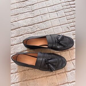 Stuart Weitzman Black Leather Tassel Loafers
